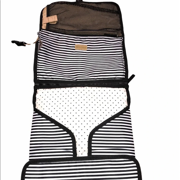 Skip Hop portable baby changing section bag - Picture 10 of 11